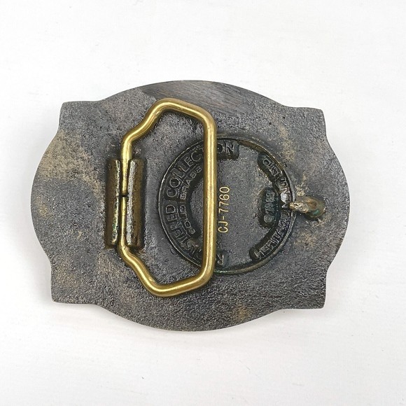 VTG 1983 Patriotic Flying Eagle Solid Brass Belt Buckle Heritage Mint Collection - Picture 4 of 6